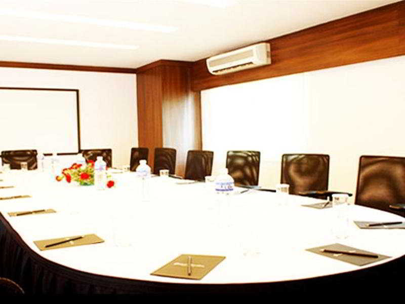 Octave Hotel - Double Road Bangalore Bagian luar foto